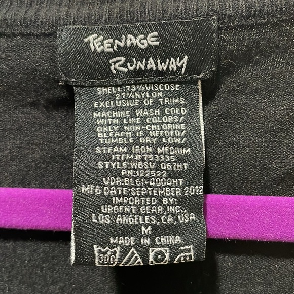 Teenage Runway y2k punk sweater - Picture 2 of 3